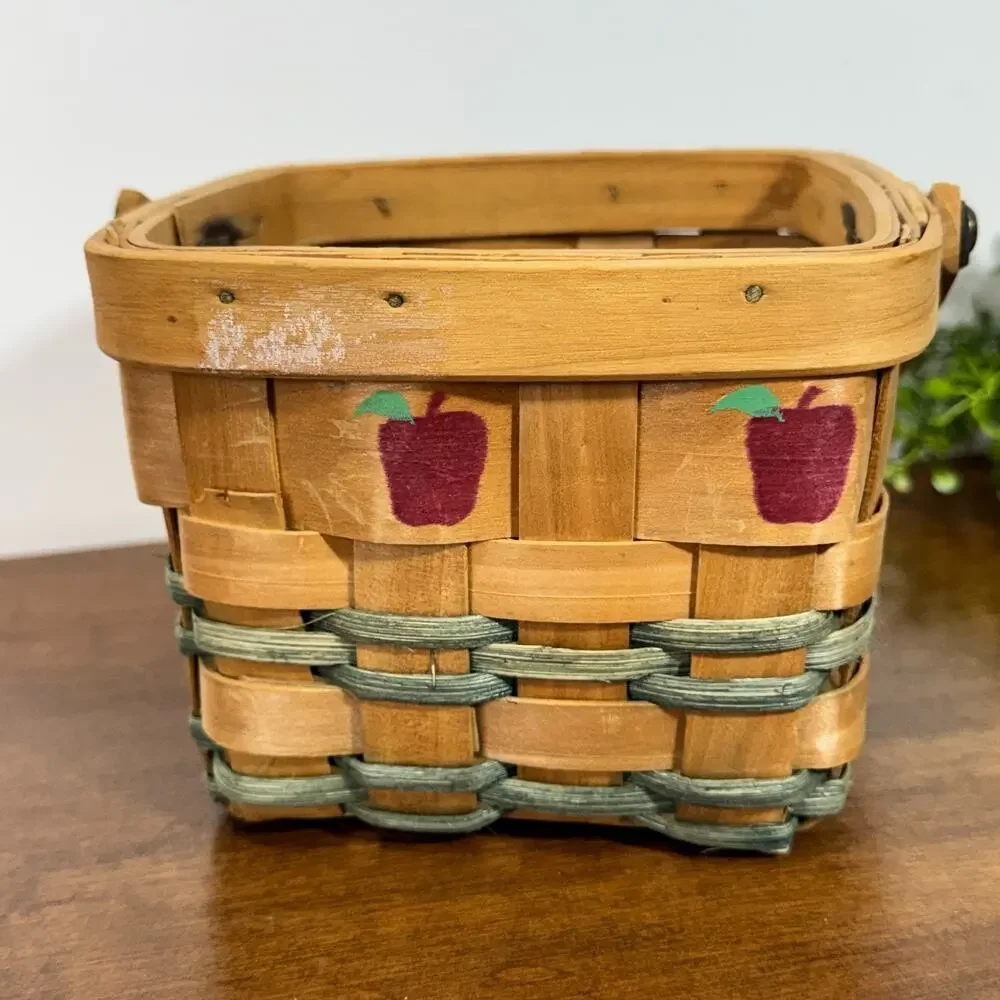 Unbranded woven basket